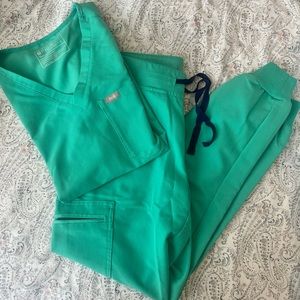 Figs scrubs. Surgical green